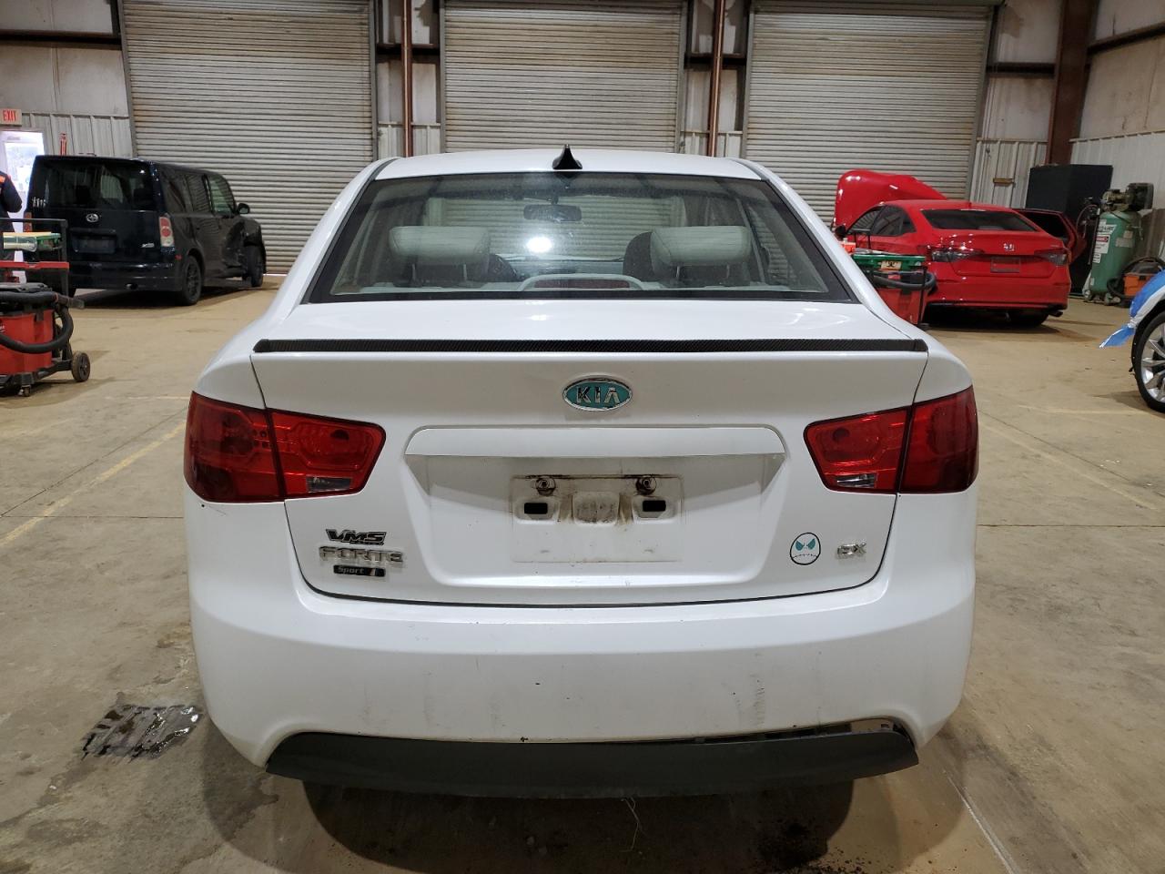 2013 Kia Forte - Image 6