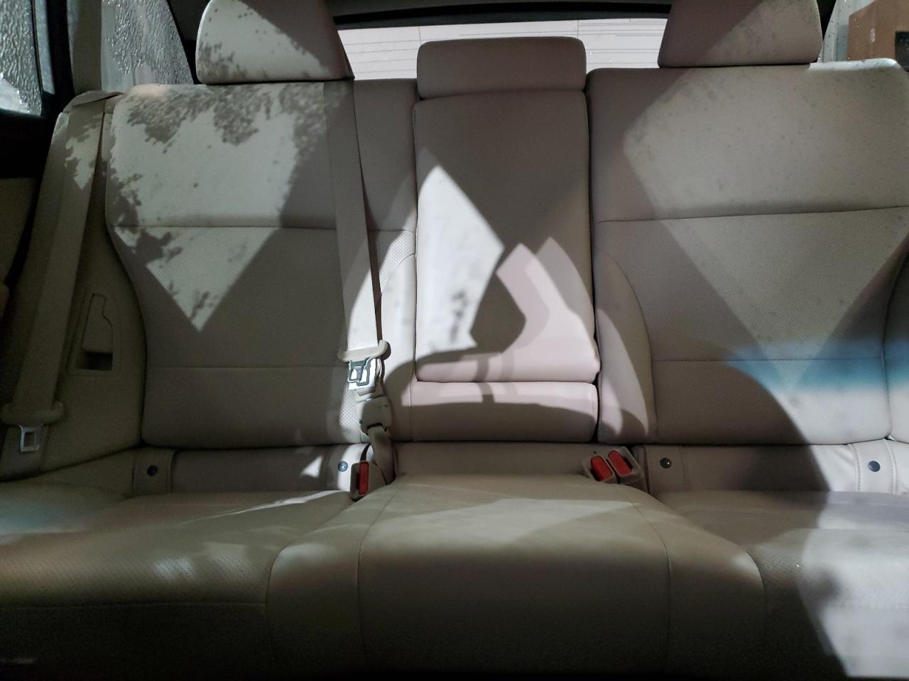 2016 Subaru Outback - Image 10