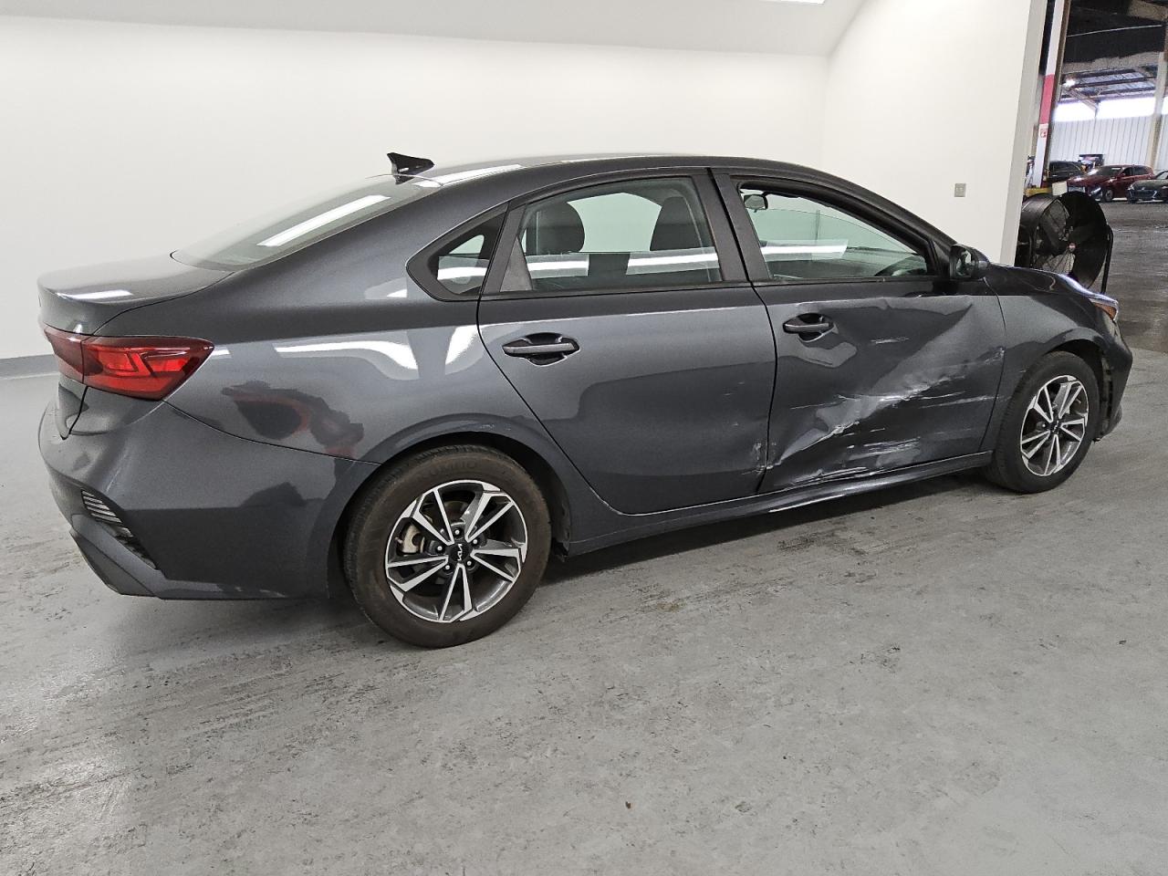 2023 Kia Forte - Image 3