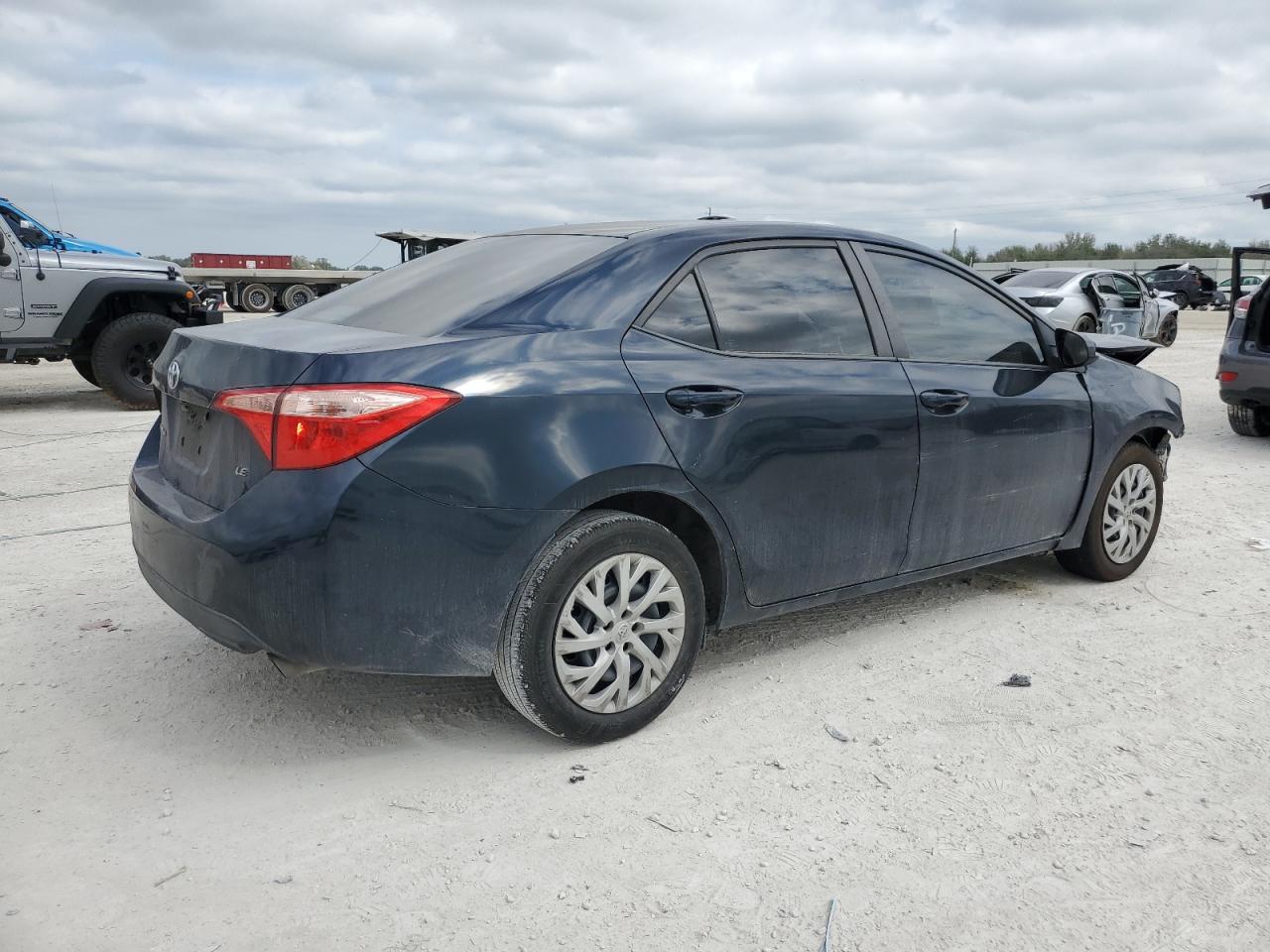 2019 Toyota Corolla - Image 3