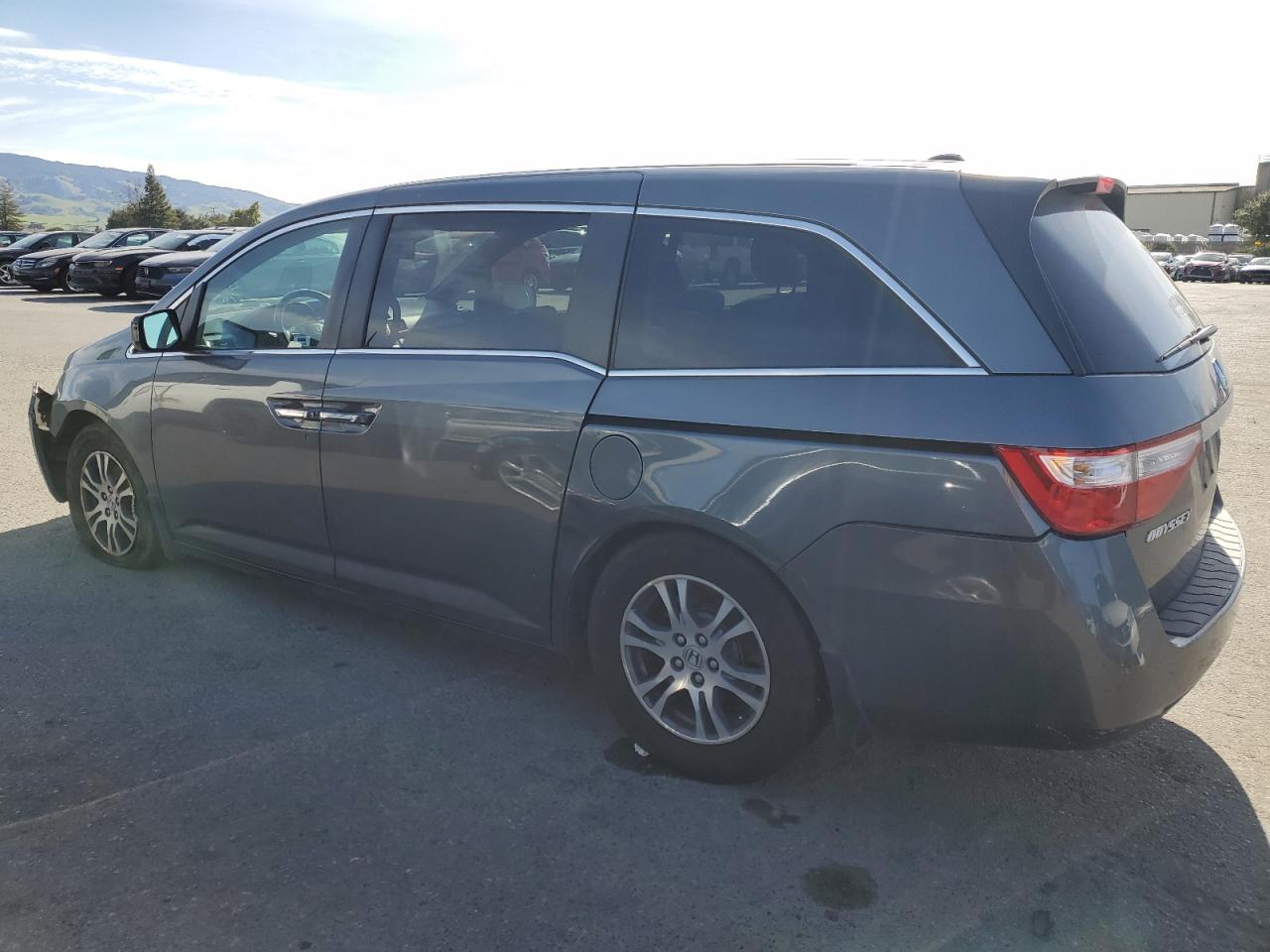 2013 Honda Odyssey - Image 2