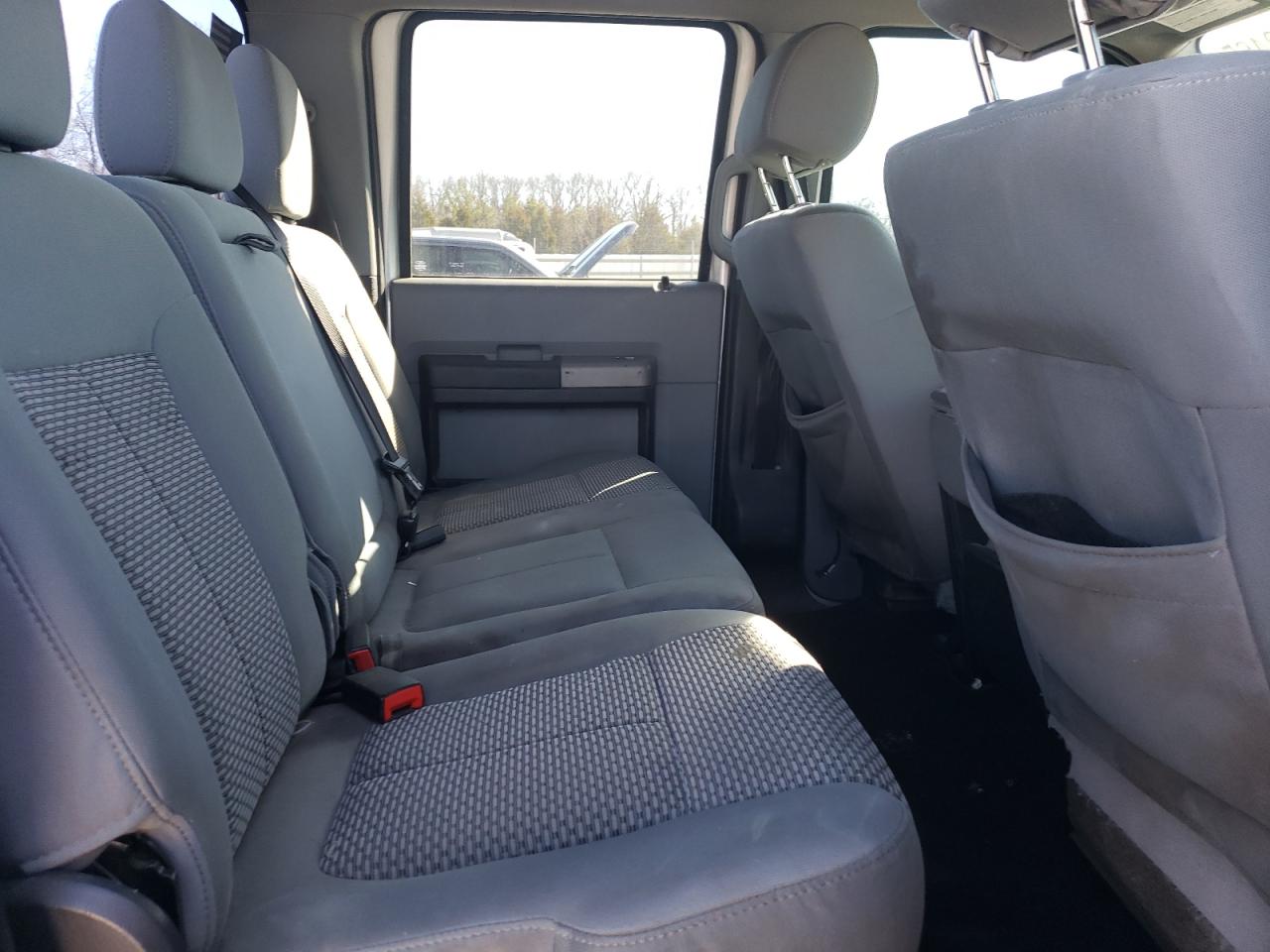 2016 Ford F250 - Image 10