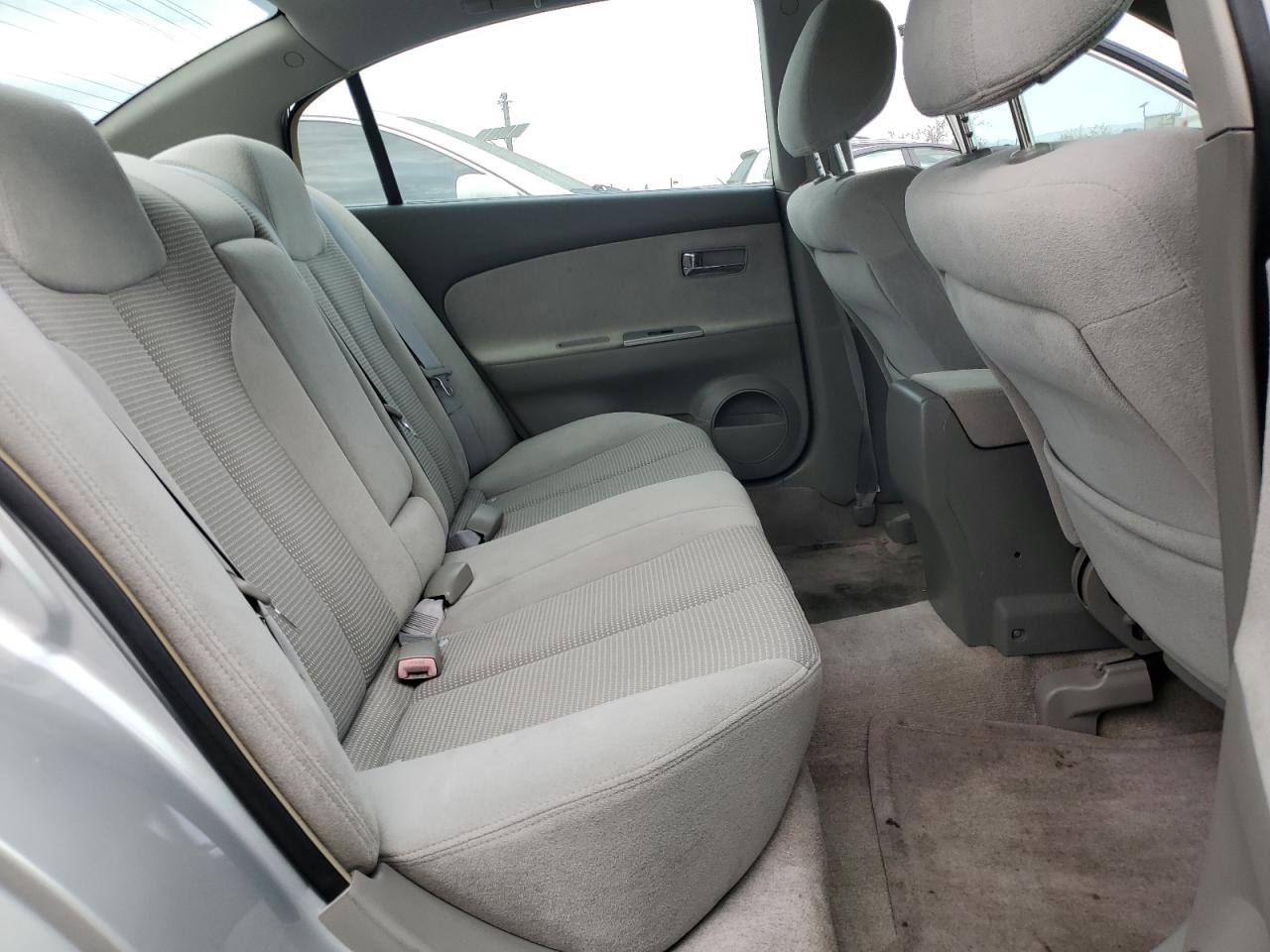 2005 Nissan Altima - Image 10