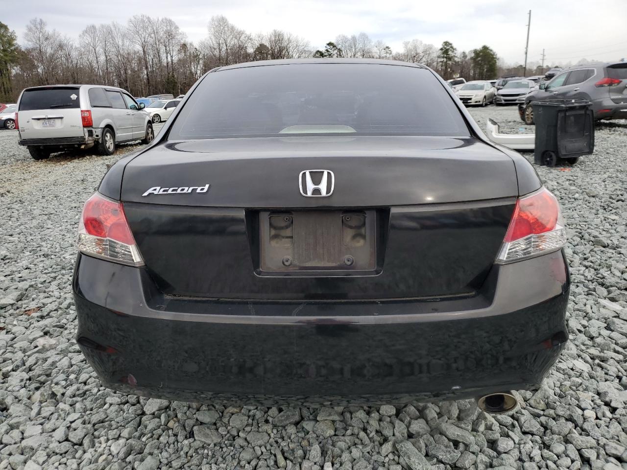 2010 Honda Accord - Image 6