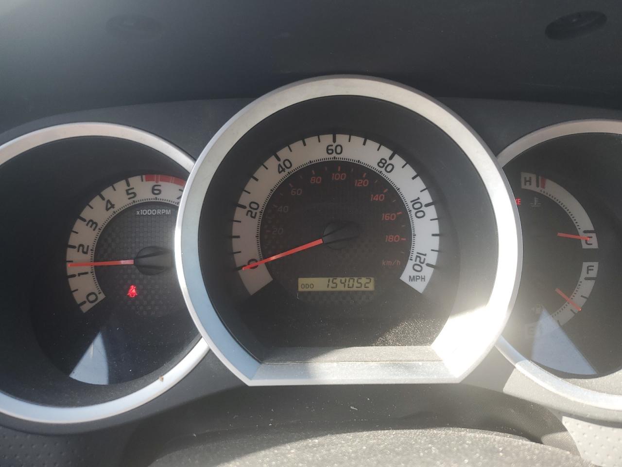 2014 Toyota Tacoma - Image 11