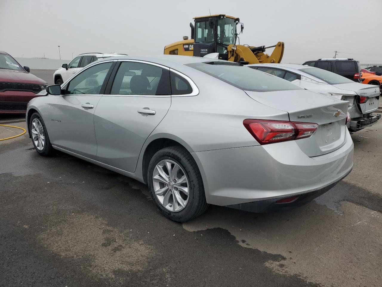 2022 Chevrolet Malibu - Image 2