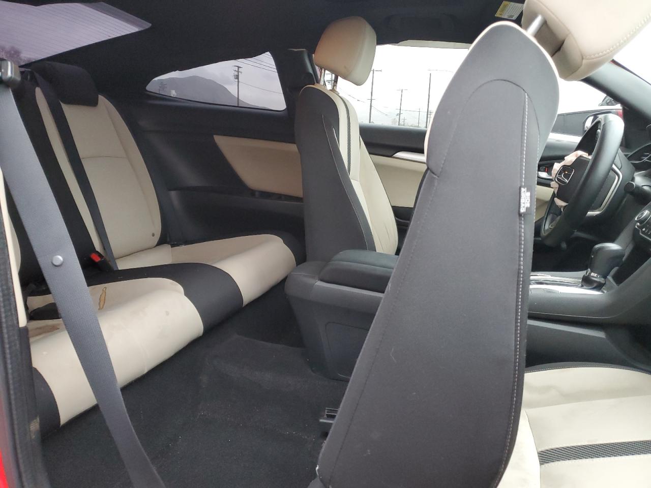 2016 Honda Civic - Image 10