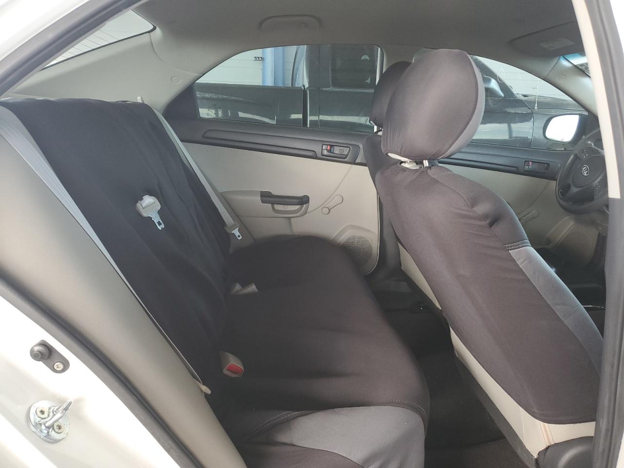 2012 Kia Forte - Image 11