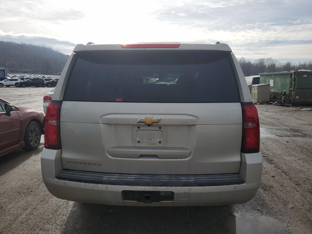 2016 Chevrolet Suburban - Image 6