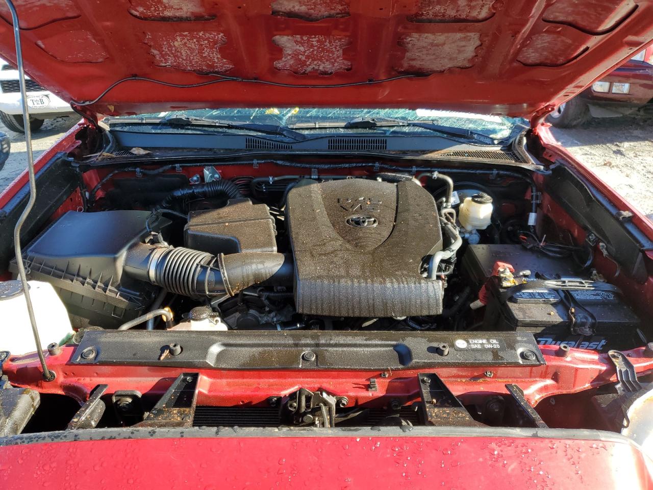 2019 Toyota Tacoma - Image 12