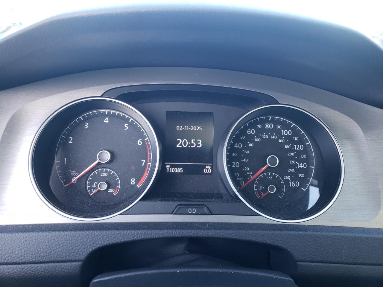 2016 Volkswagen Golf - Image 9