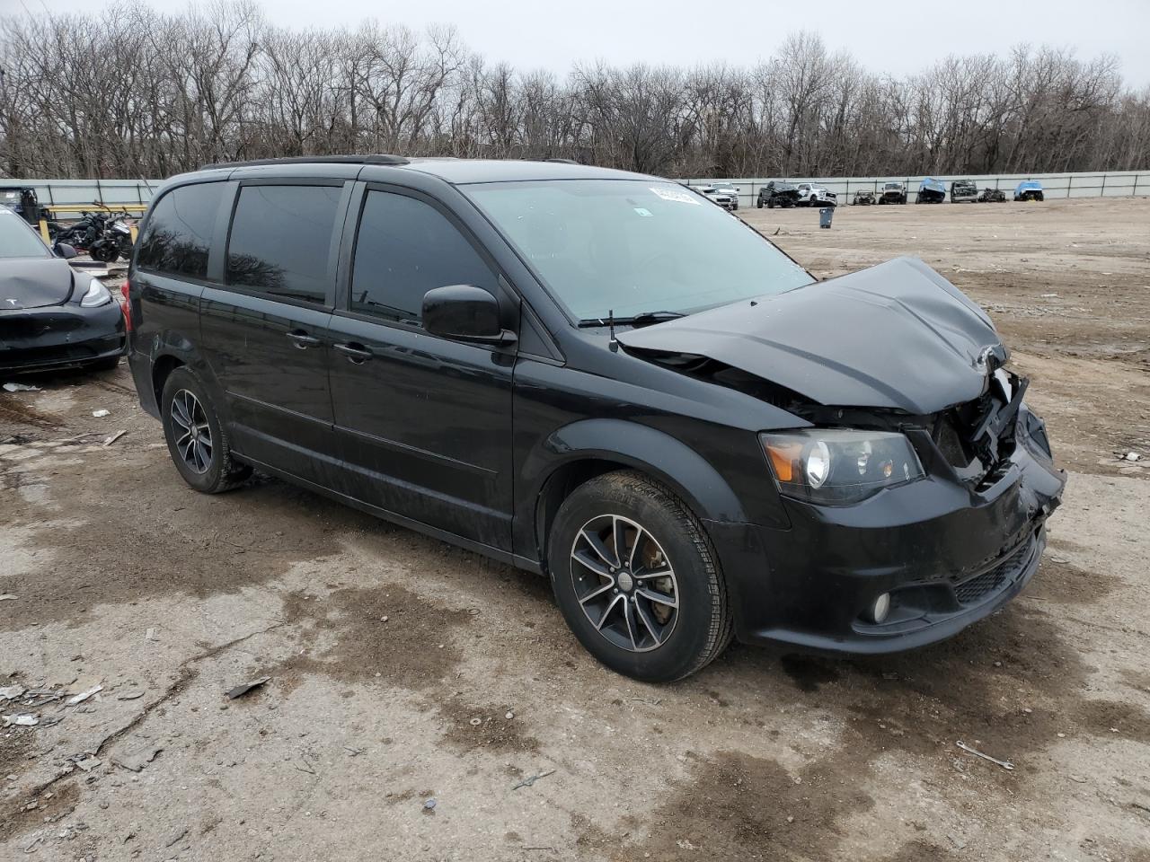 2016 Dodge Caravan - Image 4
