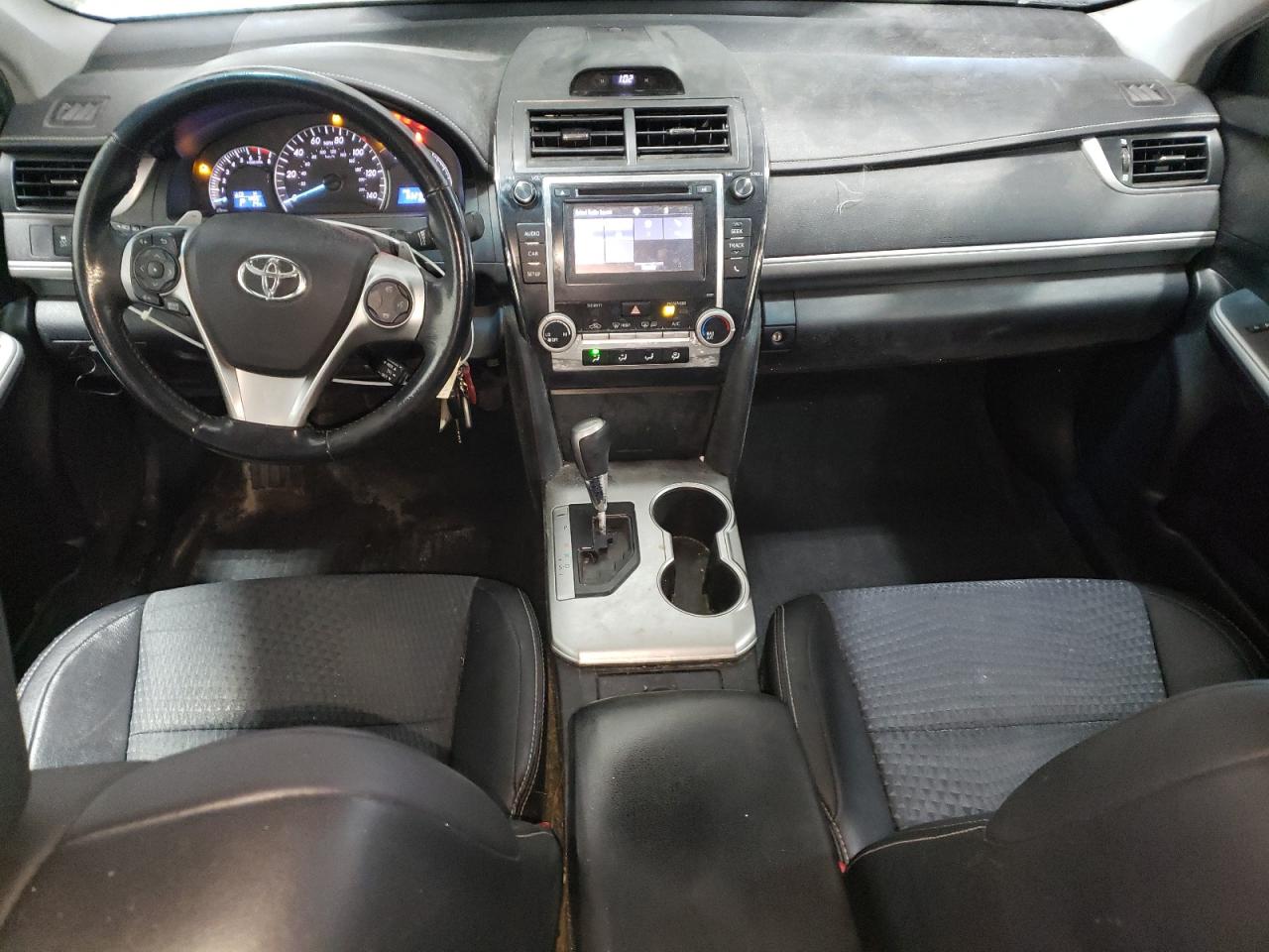 2014 Toyota Camry - Image 8