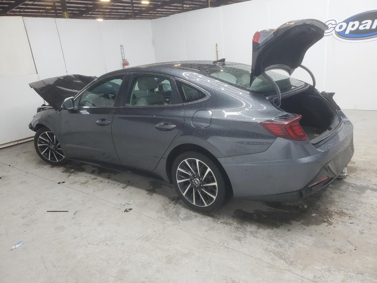 2023 Hyundai Sonata - Image 2
