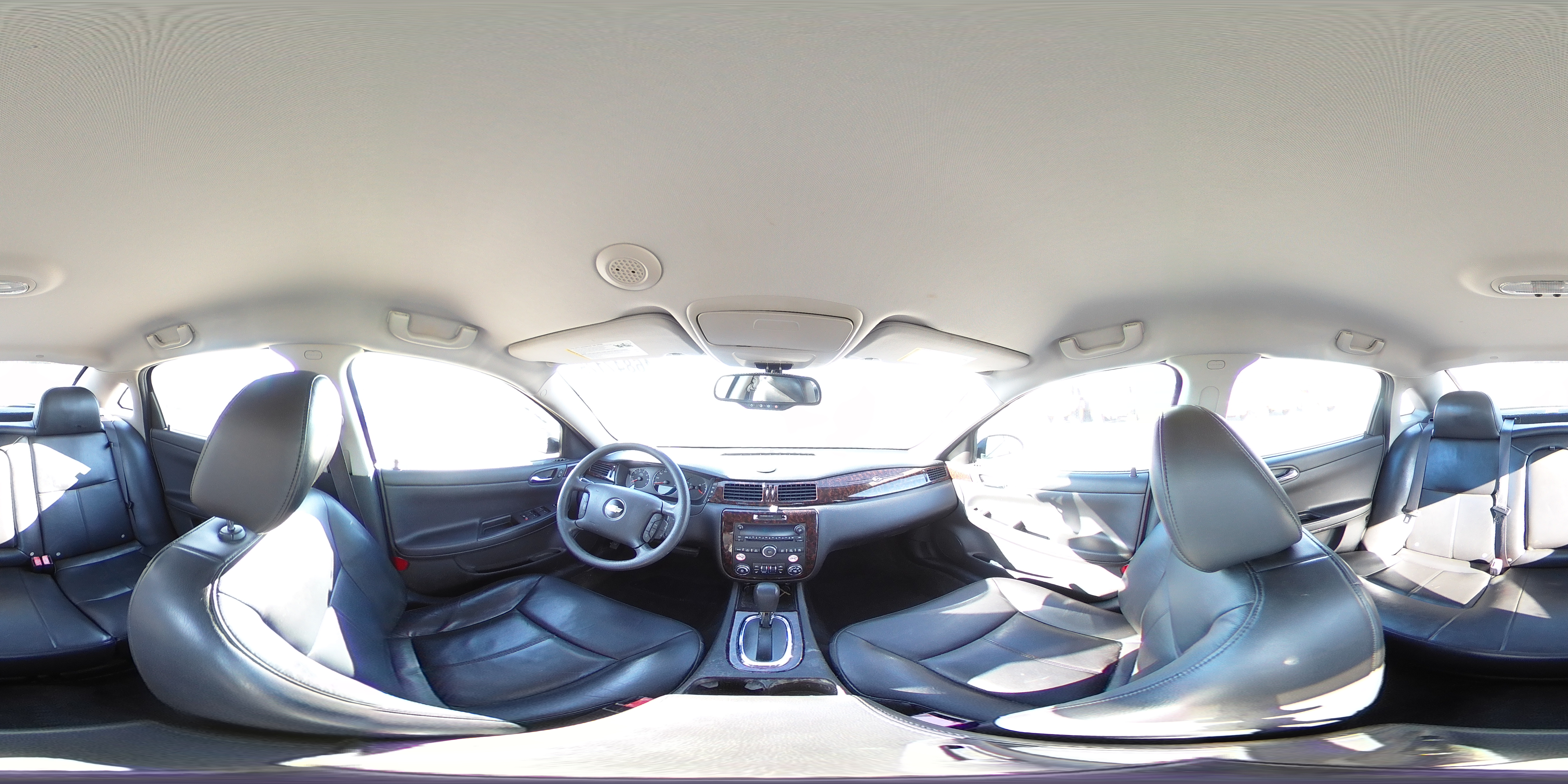 2016 Chevrolet Impala - Image 13
