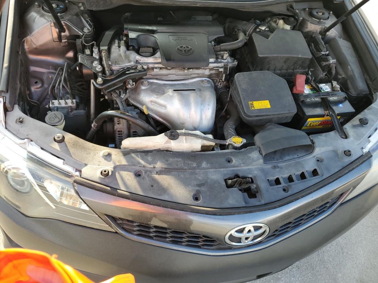 2014 Toyota Camry - Image 11