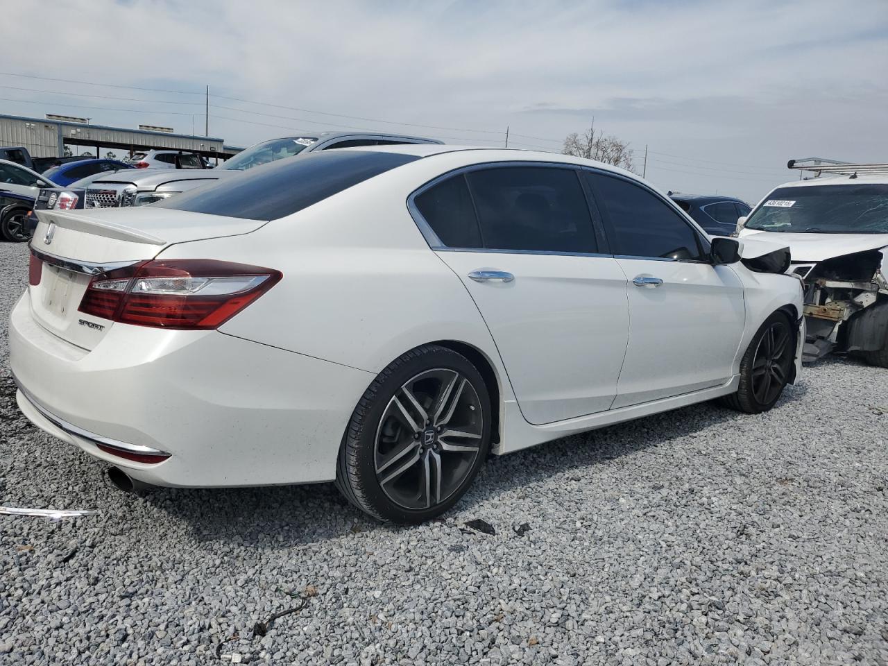 2017 Honda Accord - Image 3