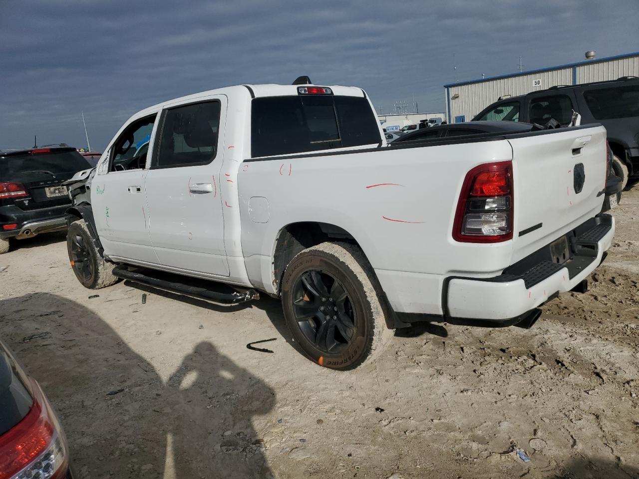 2020 RAM 1500 - Image 2