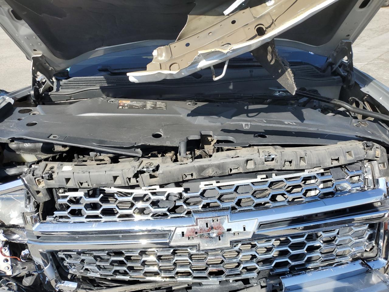 2014 Chevrolet Silverado - Image 11