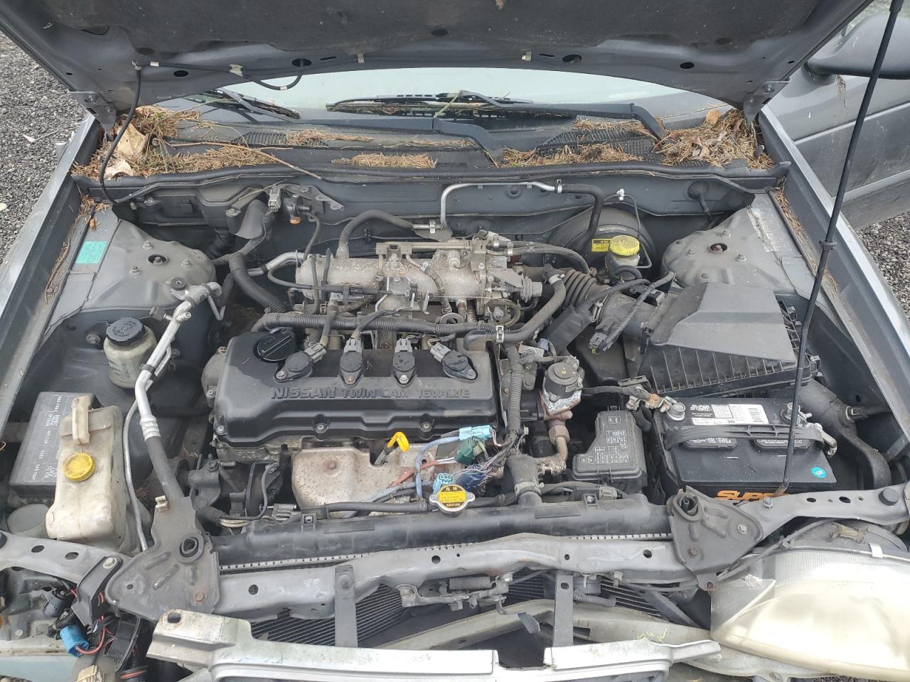 2001 Nissan Sentra - Image 11
