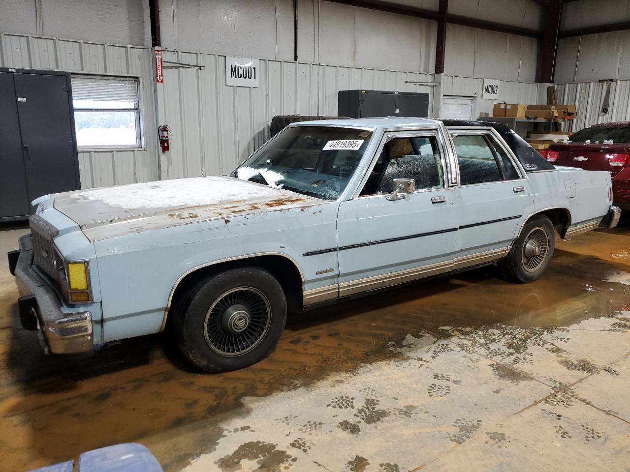 2FABP43F7DB123171 FORD LTD Photo 1