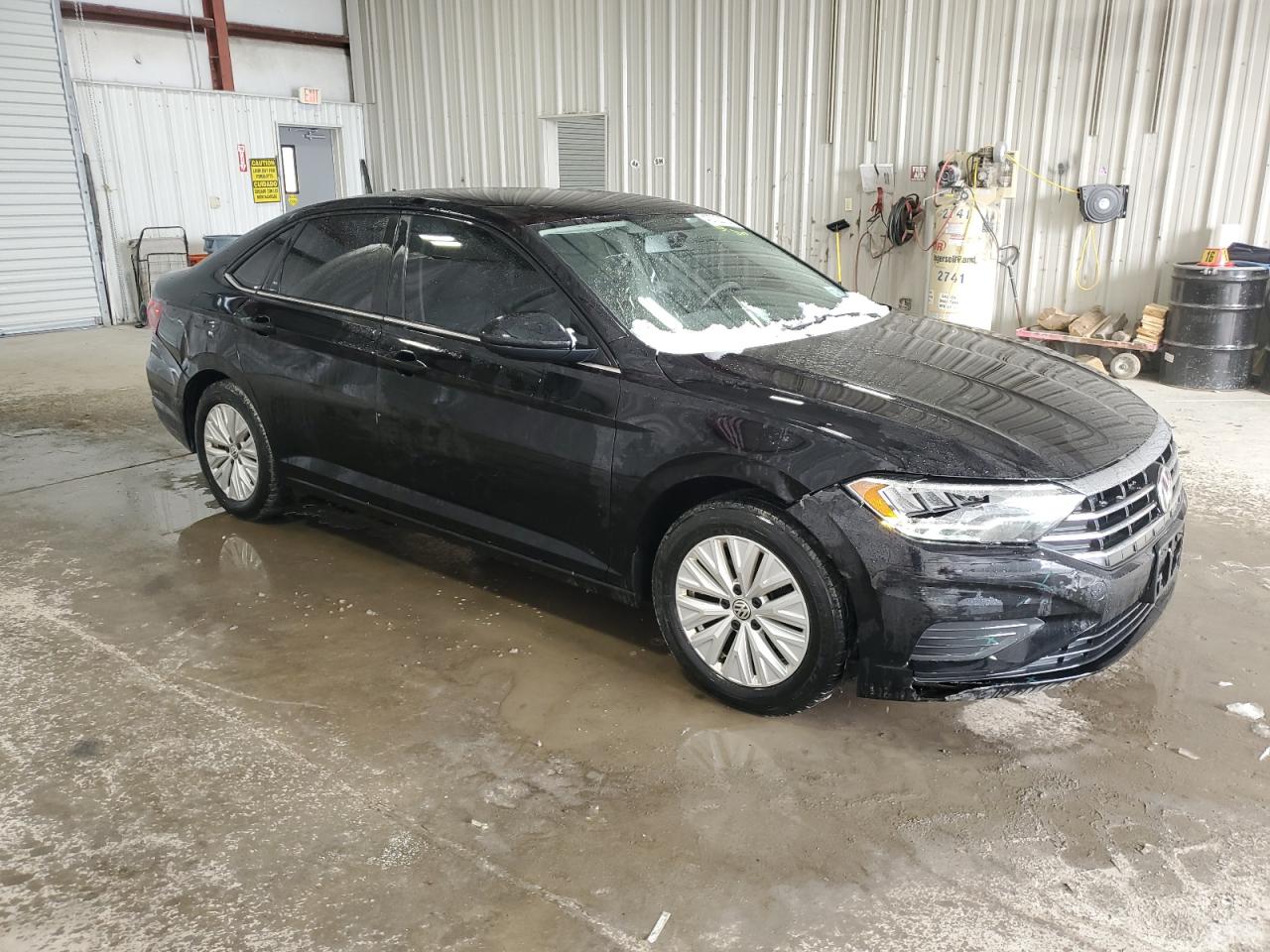 2019 Volkswagen Jetta - Image 4