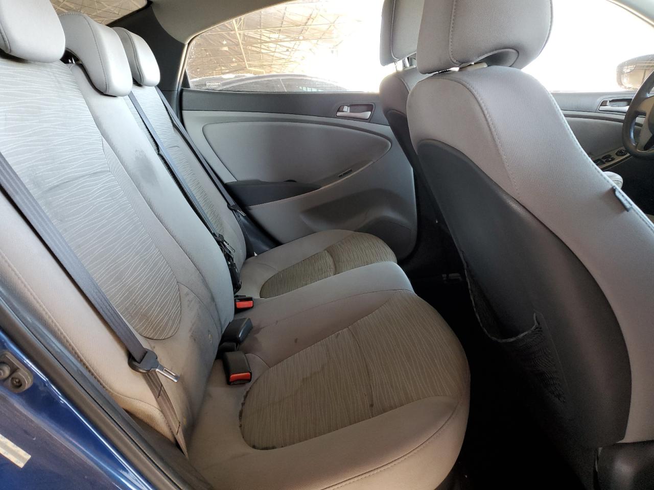 2015 Hyundai Accent - Image 10
