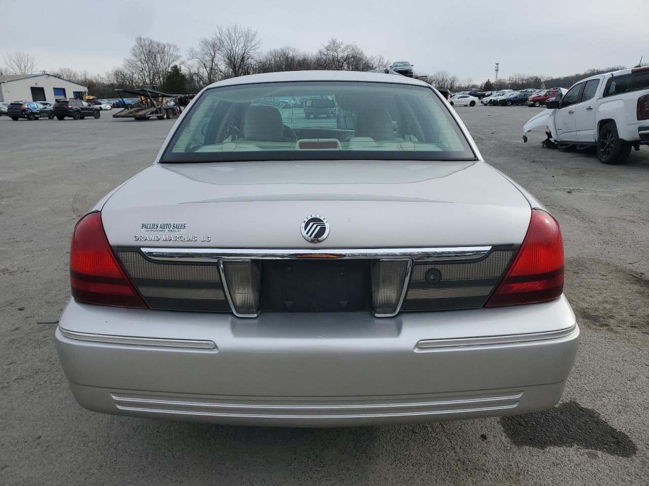 2009 Mercury Grand Marquis - Image 6