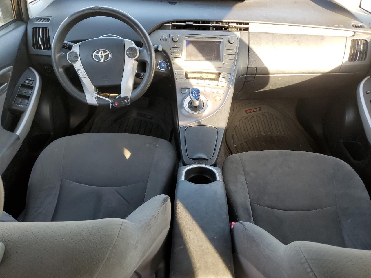 2013 Toyota Prius - Image 8