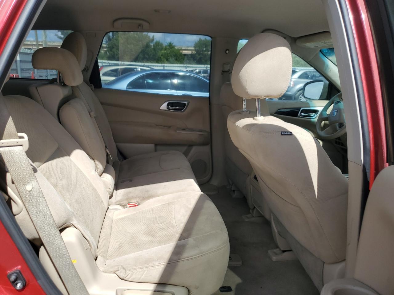 2015 Nissan Pathfinder - Image 11