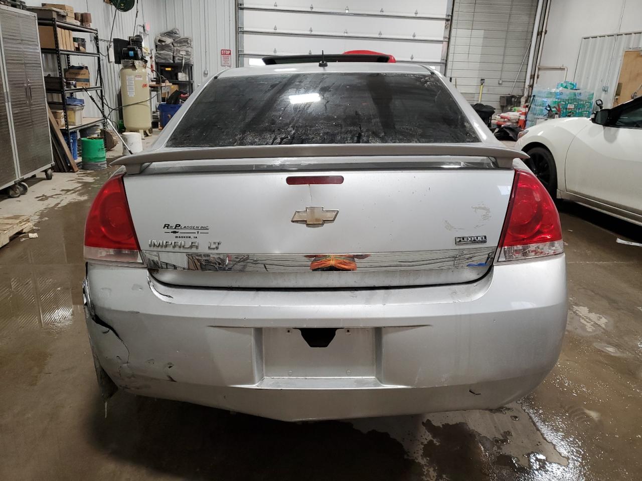 2009 Chevrolet Impala - Image 6