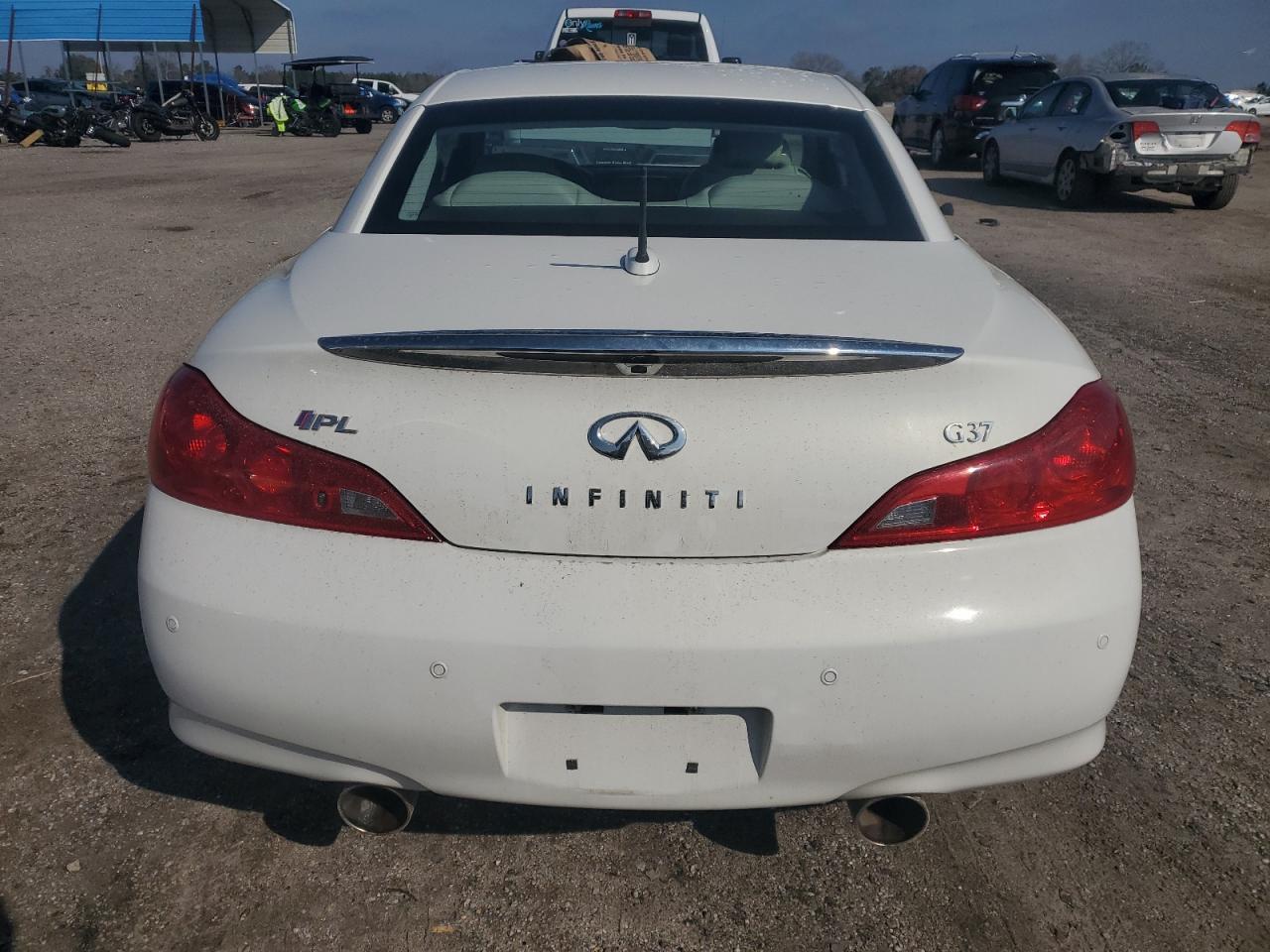 2013 Infiniti G - Image 6