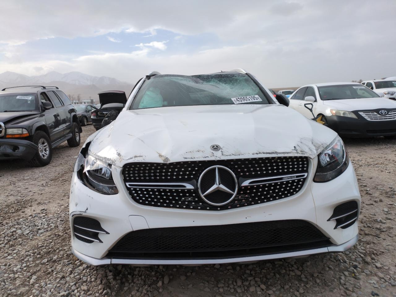 2017 Mercedes-Benz GLC - Image 5