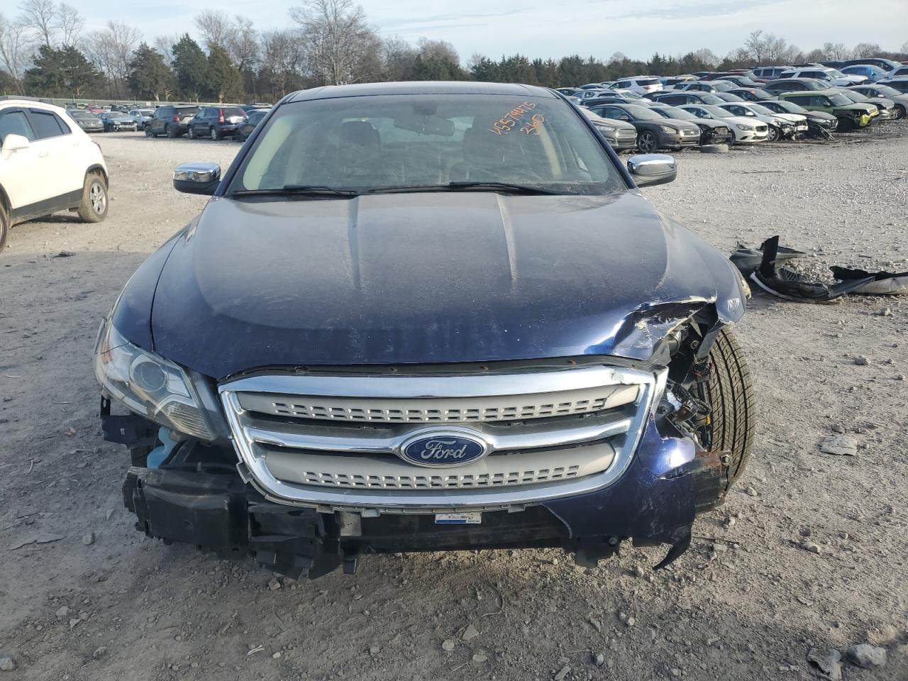 2011 Ford Taurus - Image 5