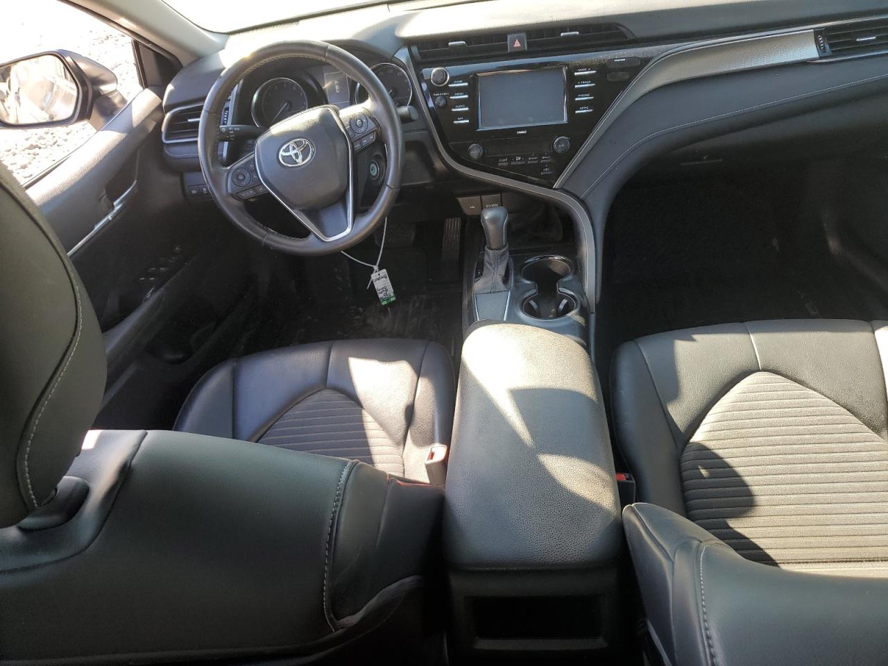2020 Toyota Camry - Image 8