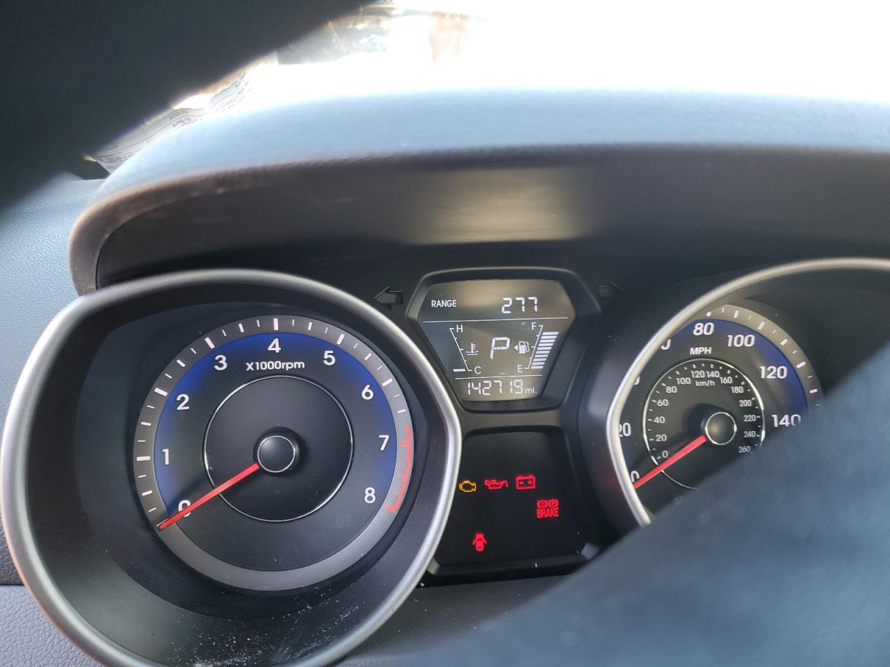 2014 Hyundai Elantra - Image 9