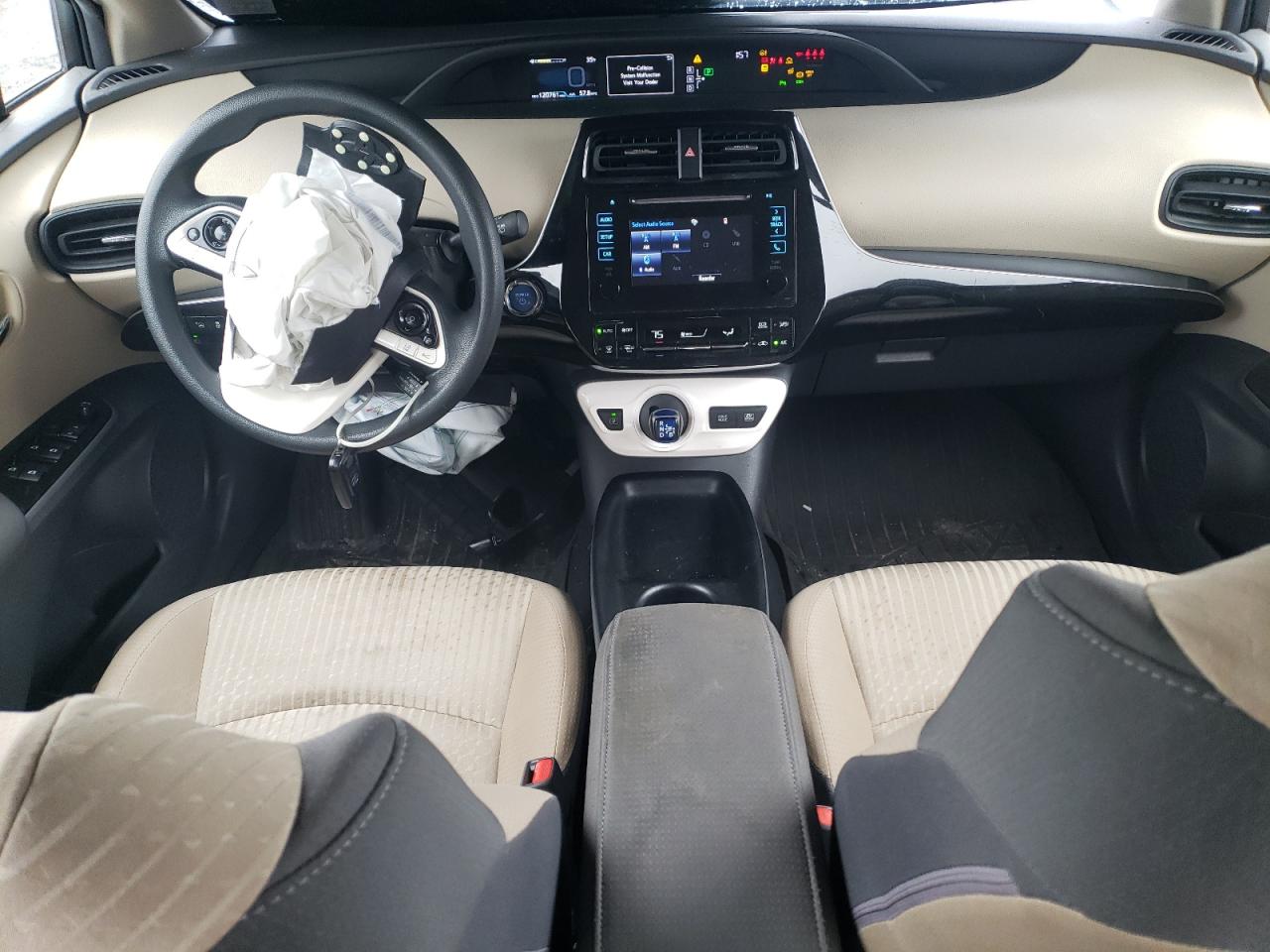 2018 Toyota Prius - Image 8