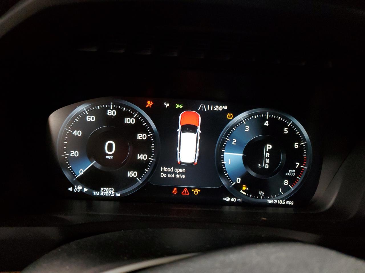 2022 Volvo XC90 - Image 9