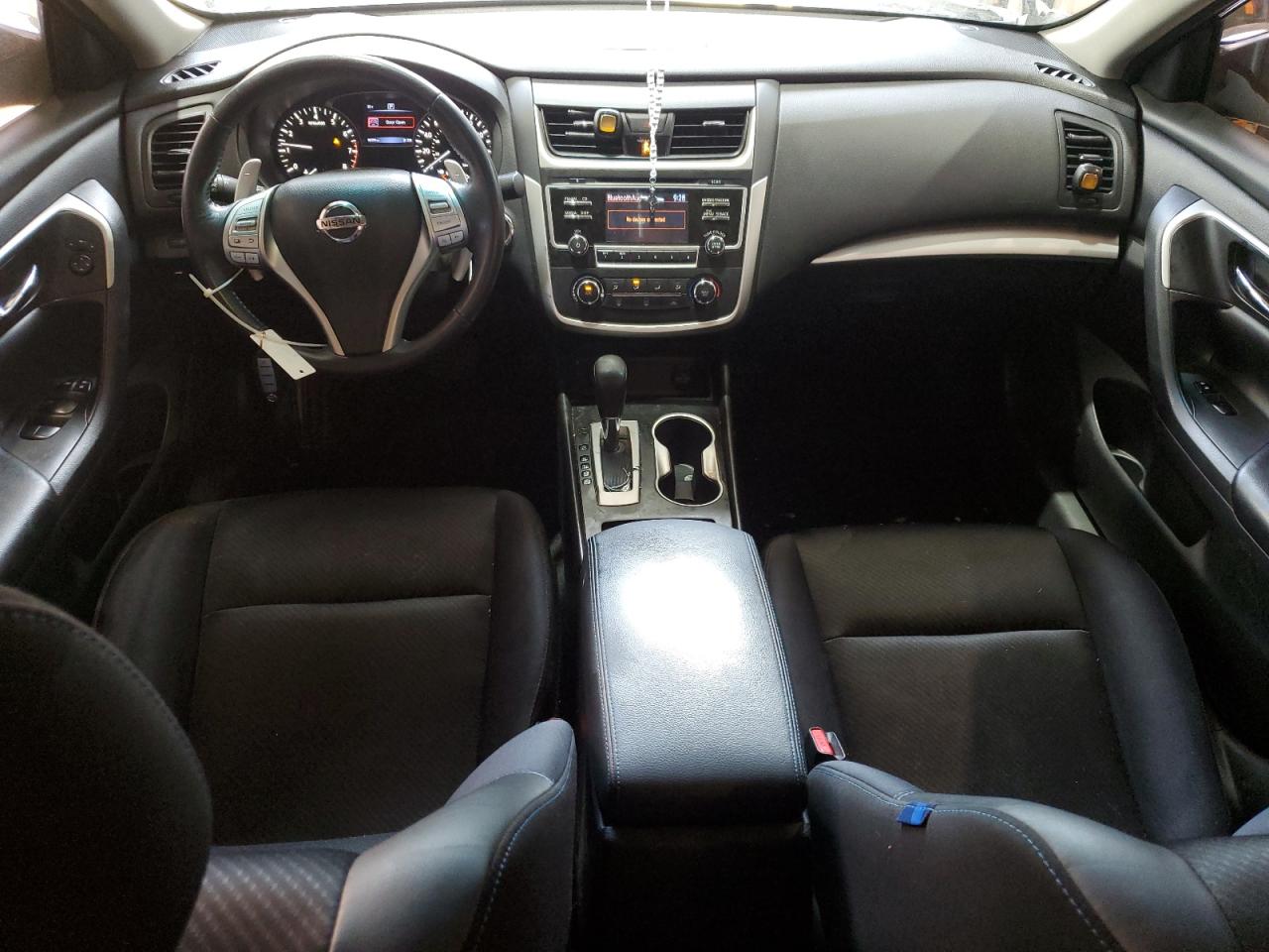2017 Nissan Altima - Image 8