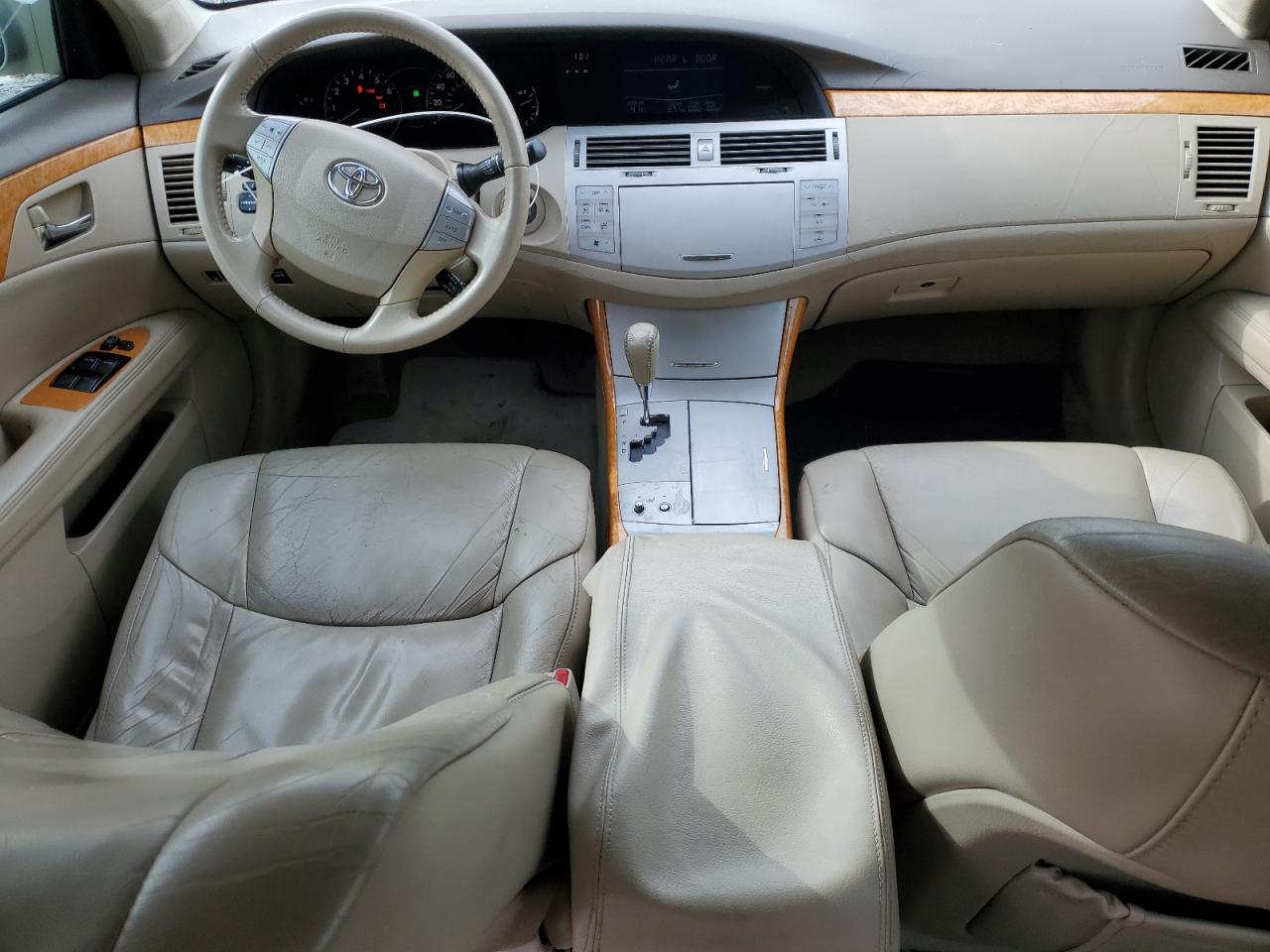 2006 Toyota Avalon - Image 8