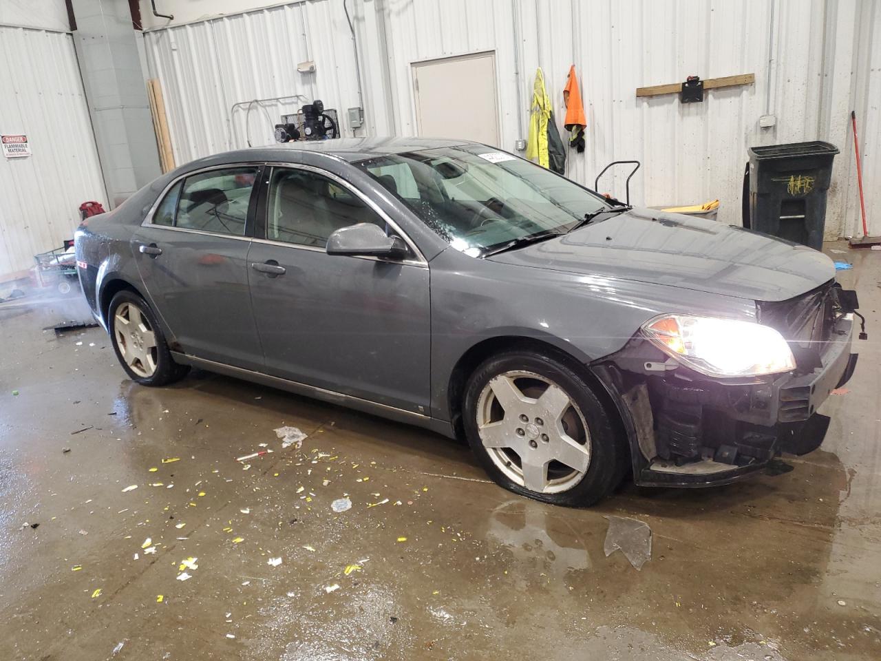 2009 Chevrolet Malibu - Image 4