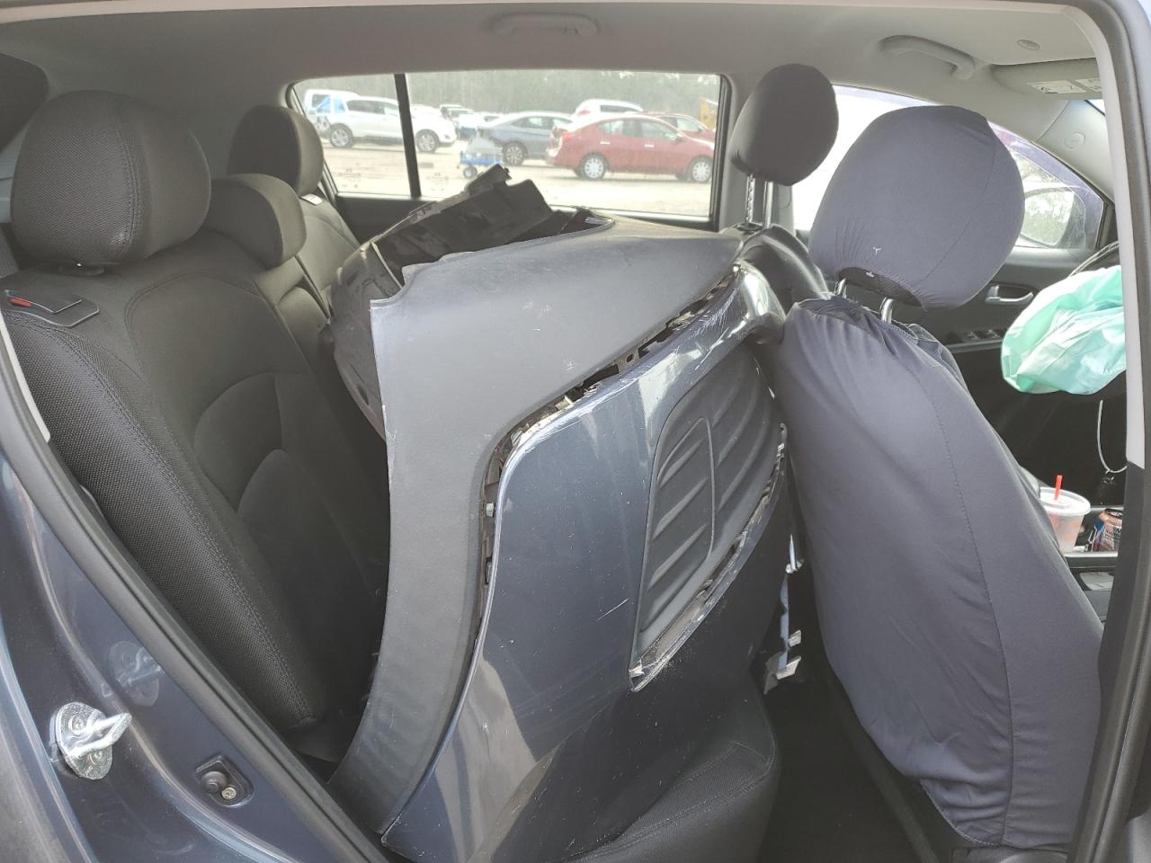 2012 Kia Sportage - Image 11