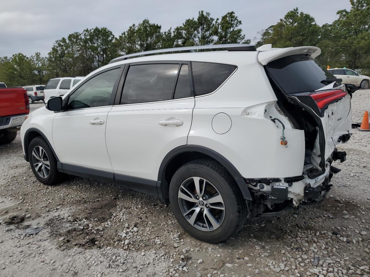 2018 Toyota RAV 4 - Image 2