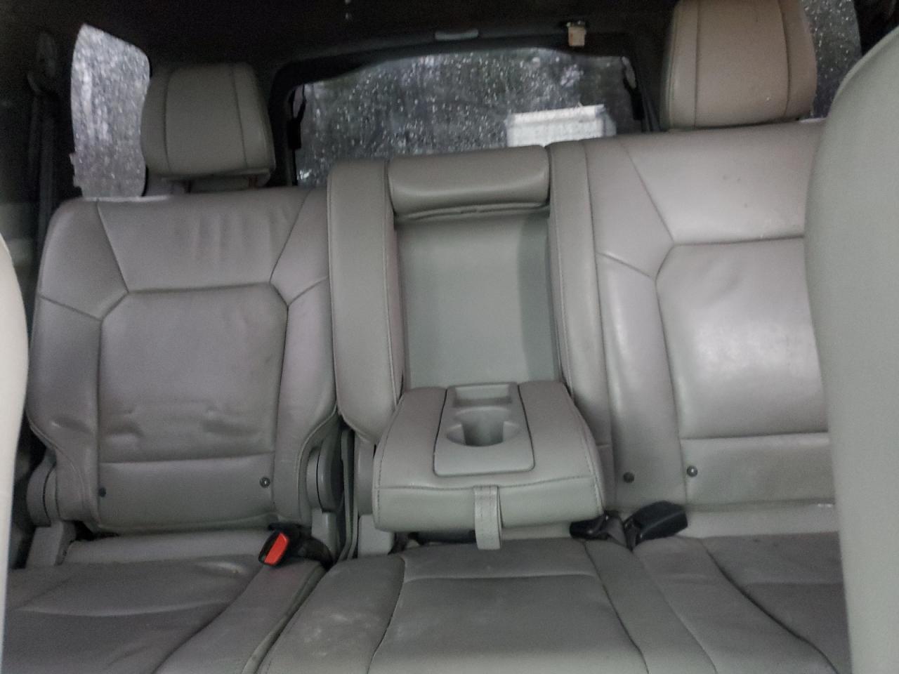 2012 Honda Pilot - Image 10