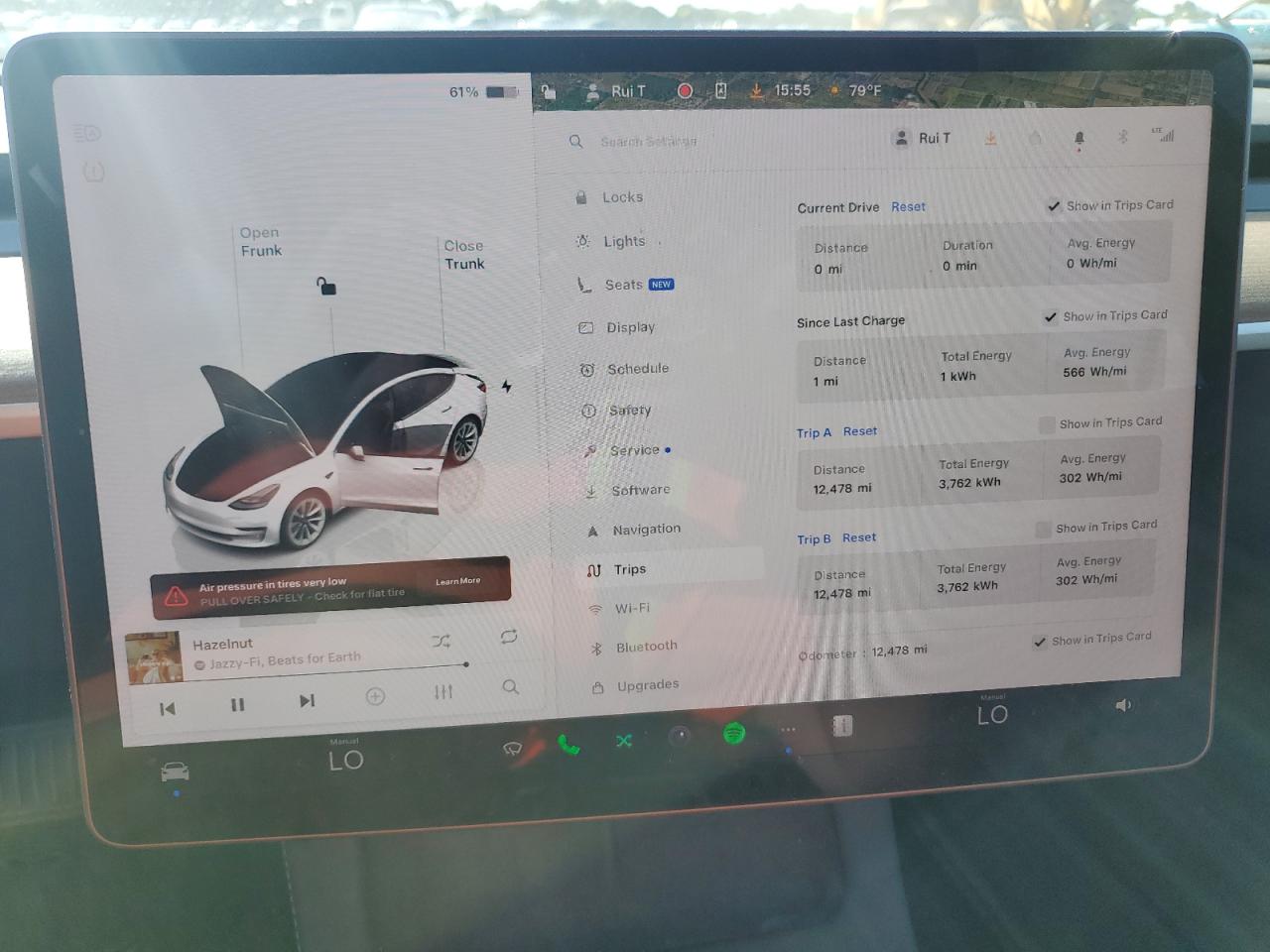 Фото: 5YJ3E1EA9PF647417 - 9