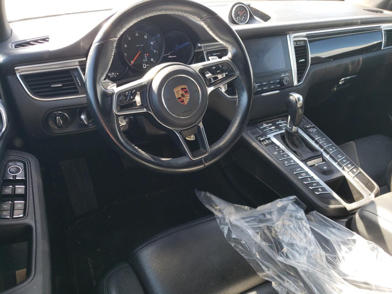 2018 Porsche Macan - Image 8