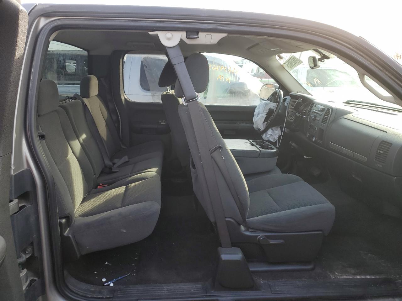 2008 Chevrolet Silverado - Image 10