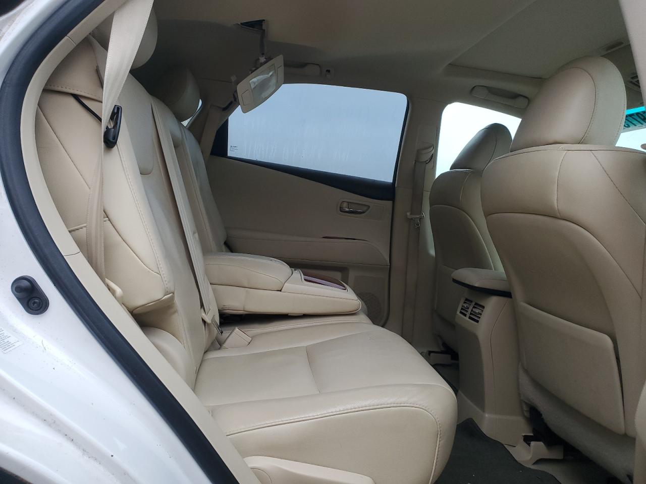 2012 Lexus RX - Image 12