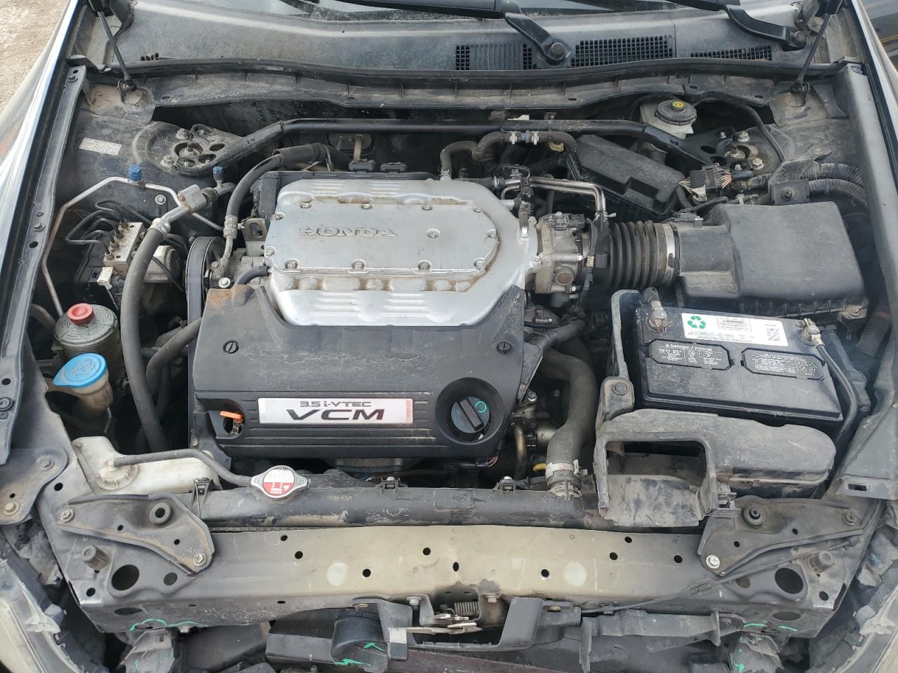 2010 Honda Accord - Image 11