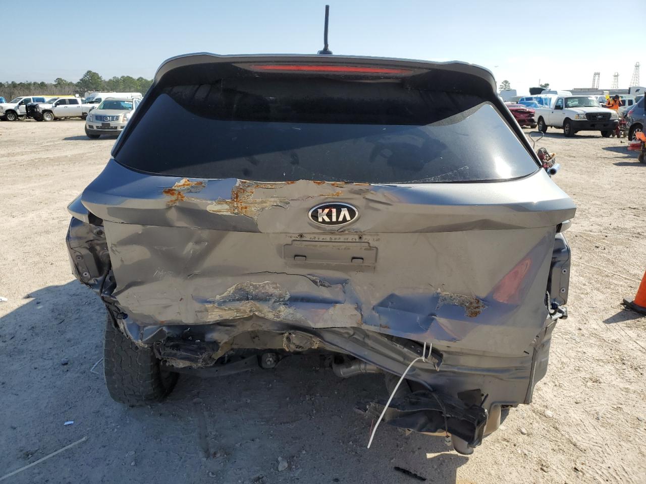2021 Kia Sorento - Image 6